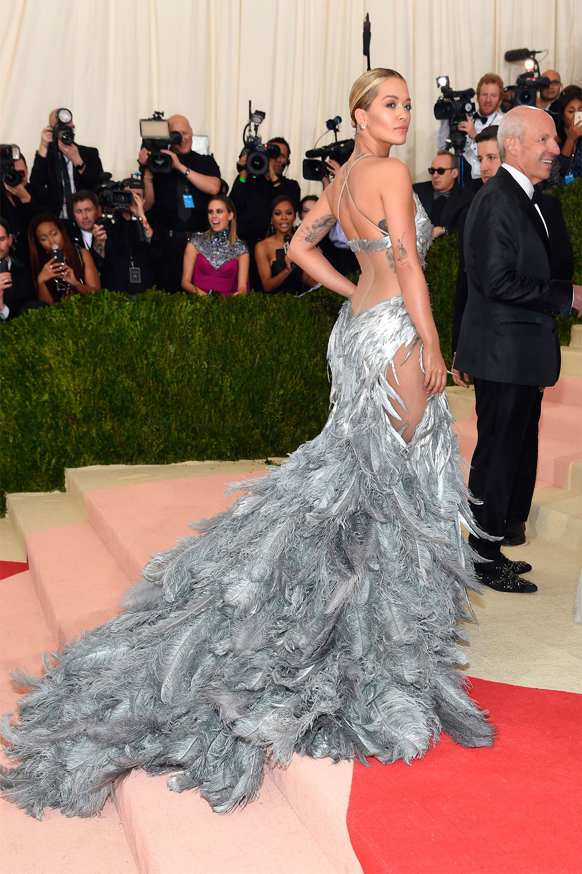 Rita Ora feathers gown Vera Wang